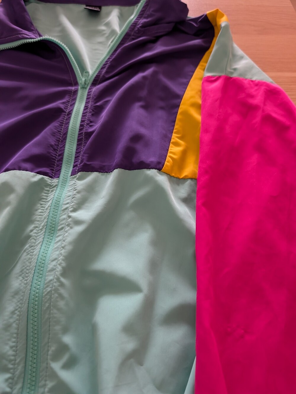 90s Colorful Jacket - Picture 2 of 3